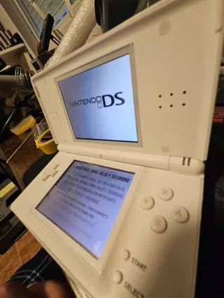 Nintendo DS Lite Giratina