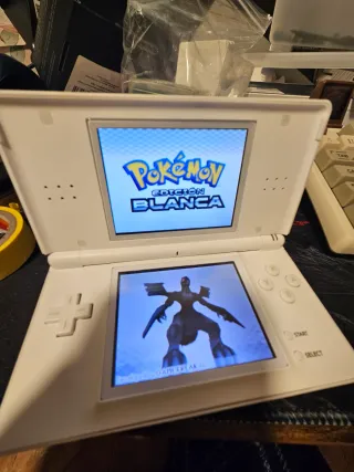Nintendo DS Lite Giratina