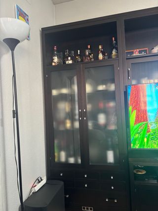 Mueble salón marrón oscuro