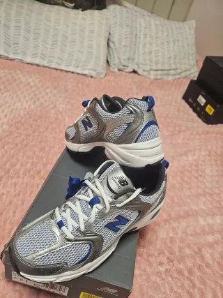 Zapatillas New Balance 530 SIN ESTRENAR Talla 42.