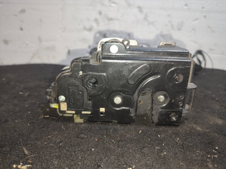 CERRADURA PUERTA DELANTERA IZQUIERDA VOLKSWAG