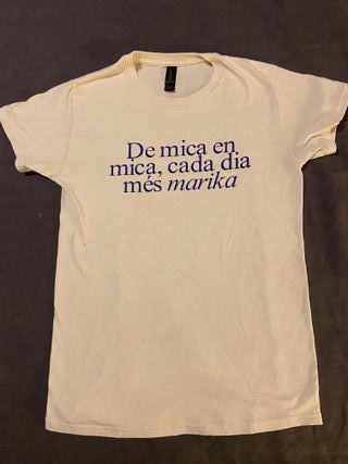 Camiseta "De mica en mica cada dia més marika"