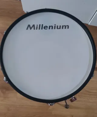 Tom de suelo electrónico Millenium