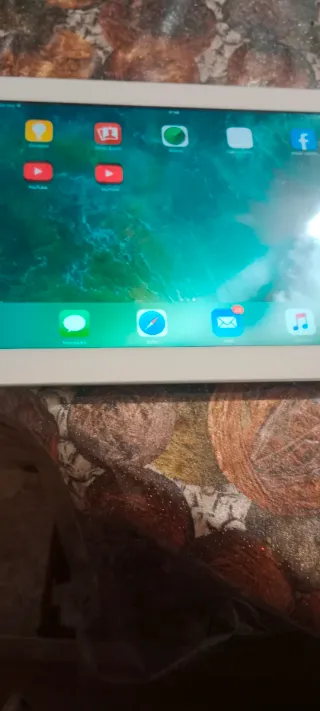 Apple iPad