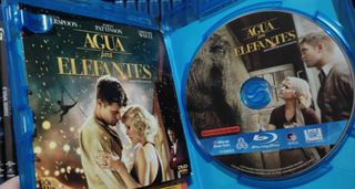 Agua Para Elefantes. Blu-ray. DVD. Combo.