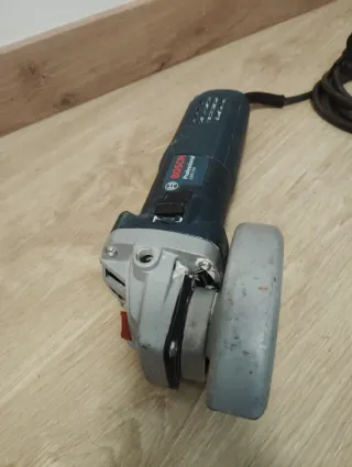 Radial Bosch GWS 700 Professional