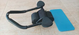Aparato Abdominales con Rodillo y Esterilla
