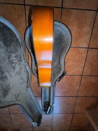 Guitarra Clásica Antigua + Funda