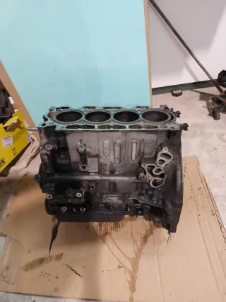 Bloque Motor 1.6 HDI 16V PSA 9H01 9HZ 10JBBN