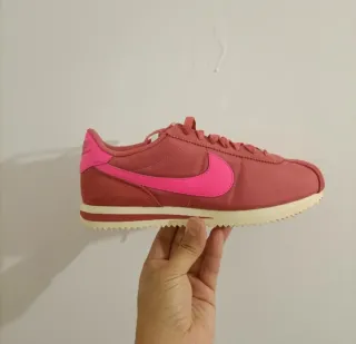 T38,5 Nike Cortez