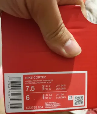 T38,5 Nike Cortez
