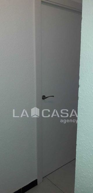 Piso en venta en La Verneda i la Pau en Barcelona