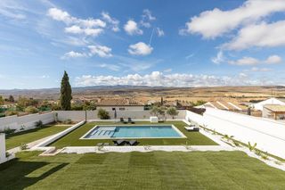 Chalet en venta en Padul