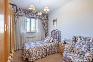 Chalet en venta en Gójar