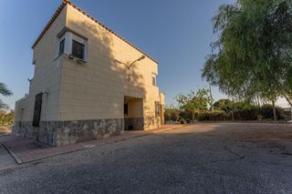 Chalet en venta en La Algoda - Matola - El Pla en Elche