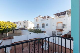 Casa adosada en venta en Zona Norte en Estepona