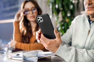 Otterbox Funda para iPhone 12 / iPhone 12 Pro Slim