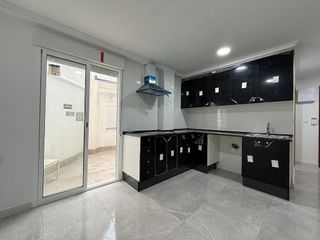 Piso en venta en Benicalap en Valencia