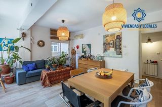 Piso en venta en Camino de Ronda - Rosaleda en Granada