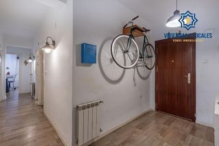 Piso en venta en Camino de Ronda - Rosaleda en Granada