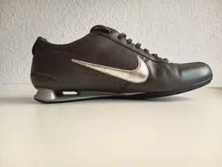 Zapatillas Nike Marrón y Plateado Talla 42.5