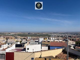 Chalet en venta en Ctra. Circunvalación - La Magdalena en Jaén