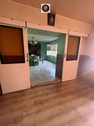 Chalet en venta en Ctra. Circunvalación - La Magdalena en Jaén