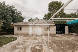 Chalet en venta en Montepilar en Eliana (l´)