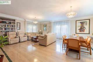 Chalet en venta en Ogíjares