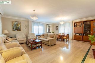 Chalet en venta en Ogíjares