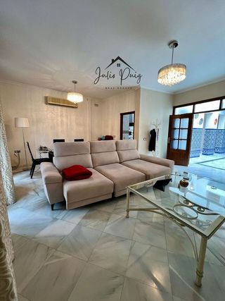 Casa adosada en venta en Coria del Río