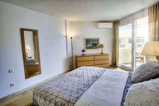 Piso en venta en Playa Bajadilla - Puertos en Marbella