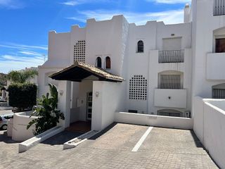 Piso en venta en Calahonda en Mijas