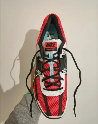 T47,5 Nike Zoom Vomero 5 SE