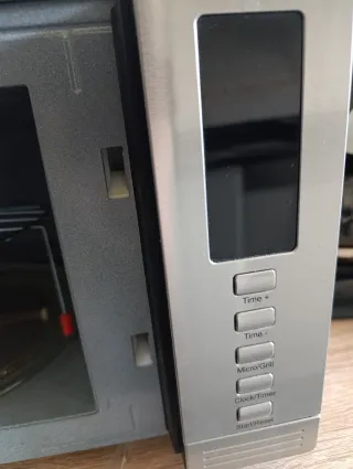 Microondas Nevir con grill