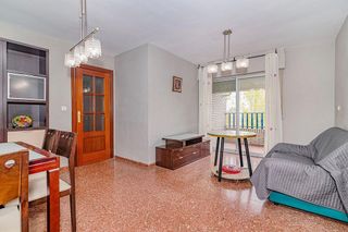 Piso en venta en Polígono Cartuja – La Paz en Granada