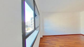 Piso en venta en Benicalap en Valencia