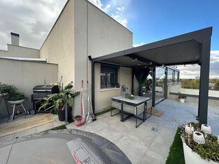 Ático en venta en San Isidro - Los Almendros en Alcalá de Henares