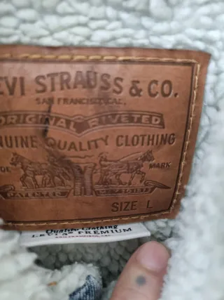 Chaqueta Levi's Jean con Borreguito