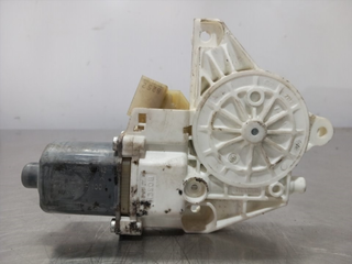 MOTOR ELEVALUNAS TRASERO IZQUIERDO MERCEDES-BENZ