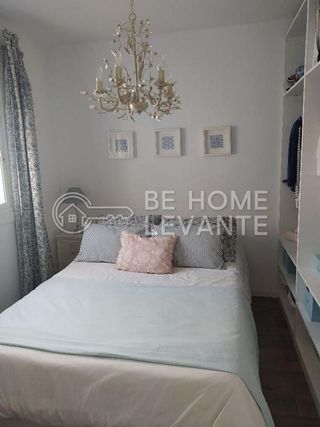 Piso en venta en Ensanche - Diputación en Alicante