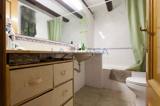 Piso en venta en El Camp de l'Arpa del Clot en Barcelona