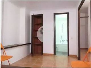 Piso en venta en Porta en Barcelona
