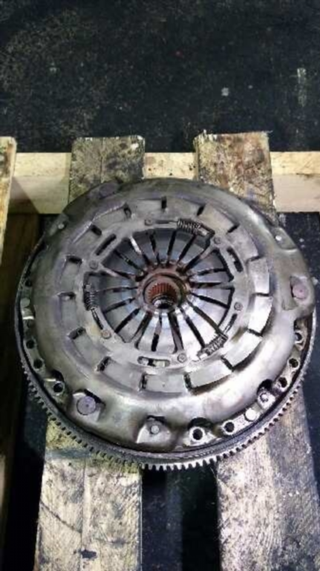 VOLANTE MOTOR MERCEDES CLASE C (W203) BERLINA