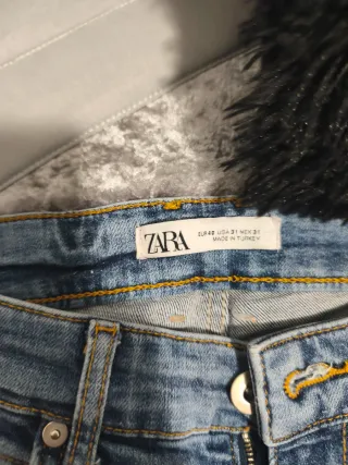 Pantalón vaquero Zara azul