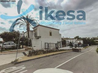 Casa adosada en venta en Zona Norte en Estepona