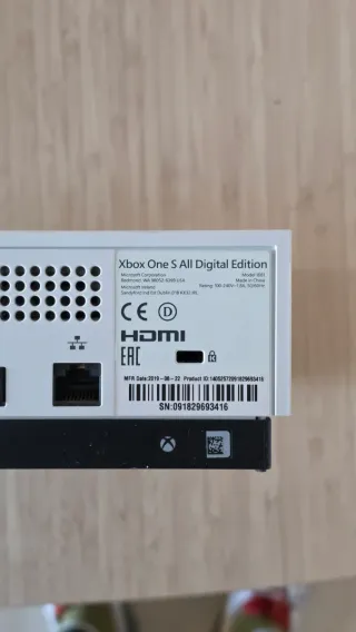 Xbox One S 1TB Blanca y Rosa