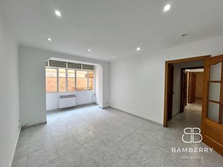 Piso en venta en El Castell-Poble Vell en Castelldefels