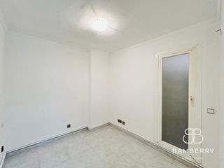 Piso en venta en El Castell-Poble Vell en Castelldefels