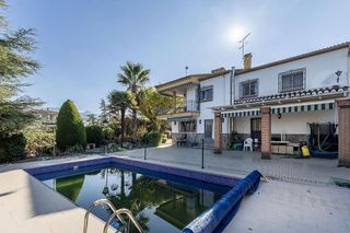 Chalet en venta en Gójar
